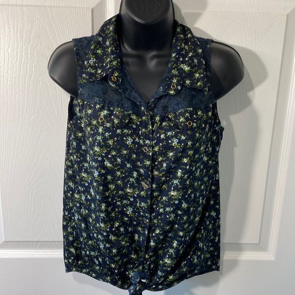 Simons twik button down blouse - Picture 1 of 6